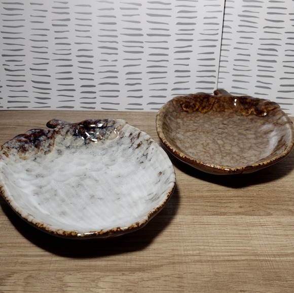 Acorn Candy/Trinket Dishes Set of 2 - Picture 4 of 10